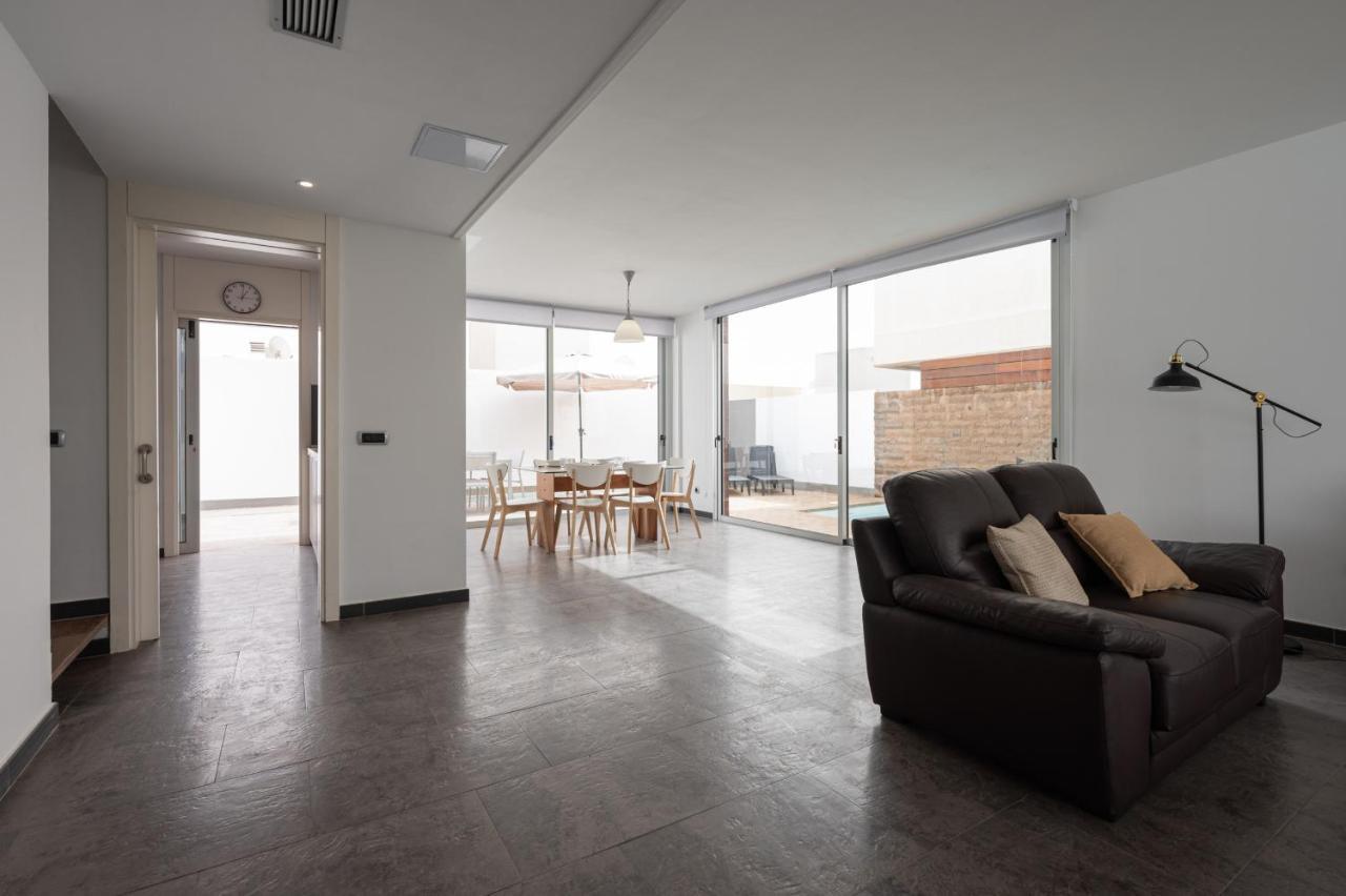 Villa Modern 2Br House - Private Pool - Parking San Bartolomé Esterno foto