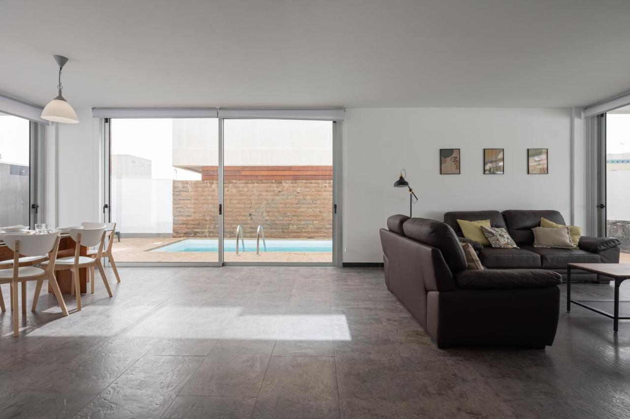 Villa Modern 2Br House - Private Pool - Parking San Bartolomé Esterno foto